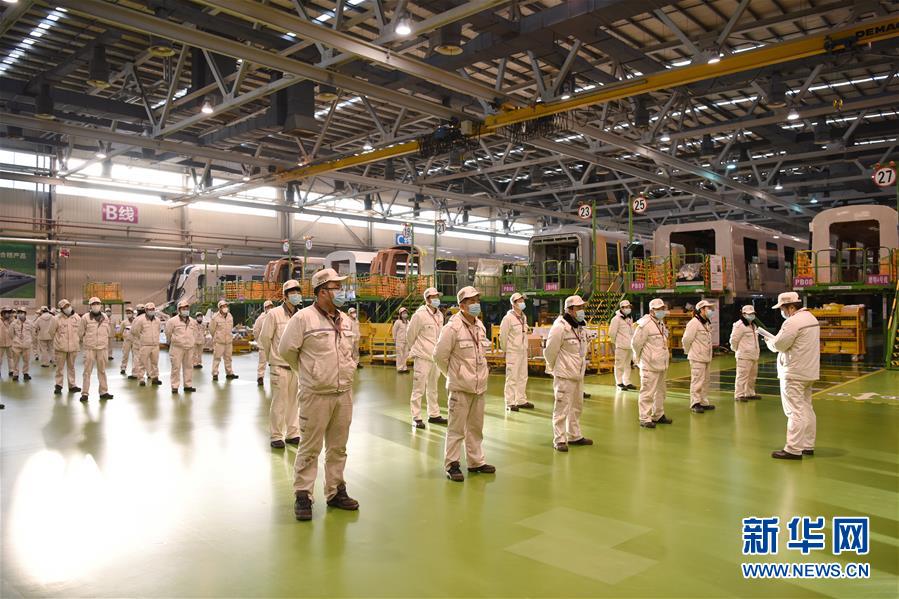 （圖文互動）（7）吃粉擼串，商圈&ldquo;打卡&rdquo;，動車出廠&mdash;&mdash;湖南&ldquo;標簽&rdquo;復蘇記