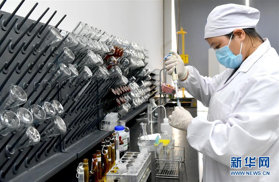 （圖文互動）（2）&ldquo;春天到了，熟悉的生活正在慢慢回來&rdquo;&mdash;&mdash;陜西多地復(fù)產(chǎn)復(fù)工一線見聞