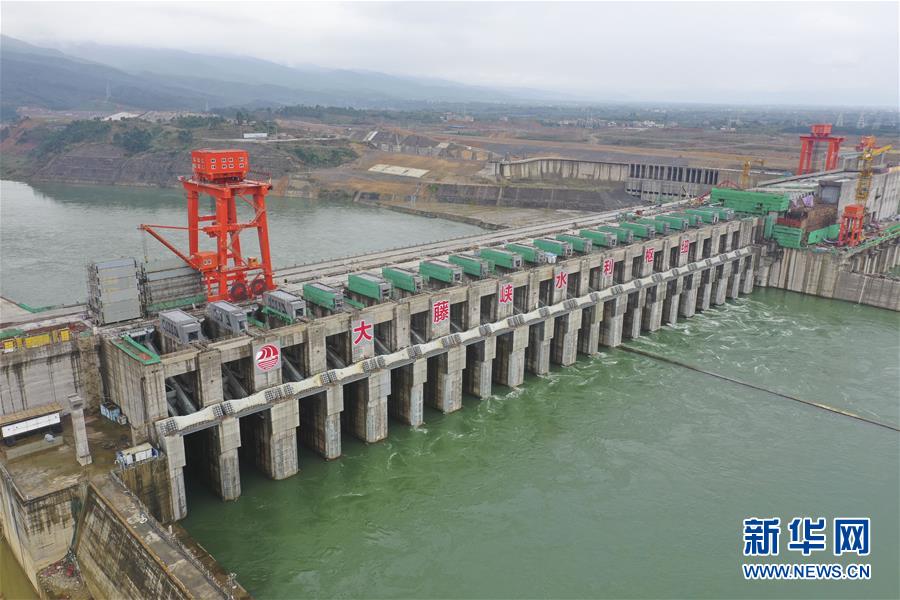 (抓好經濟發展 應對復雜局面·圖文互動)(3)“一企一策”解難題 大項目按下“加速器”——廣西精準有序推動項目開工復工