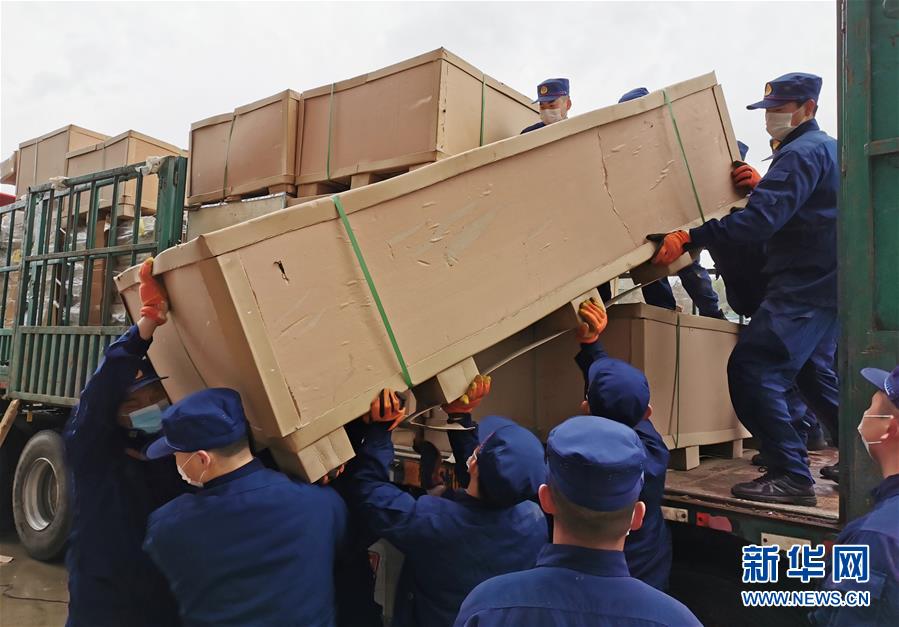 （新華全媒頭條）（4）&ldquo;疫&rdquo;線閃耀&ldquo;火焰藍&rdquo;&mdash;&mdash;記奮戰湖北抗疫一線的消防救援隊伍