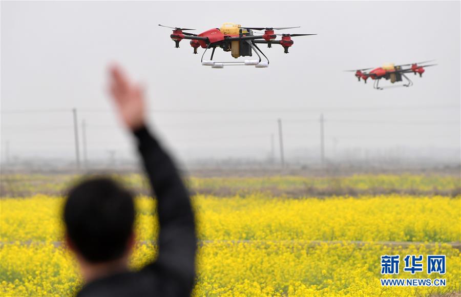 （抓好春耕備耕 穩(wěn)住農(nóng)業(yè)生產(chǎn)&middot;圖文互動）（1）智能農(nóng)機、&ldquo;訂單&rdquo;服務、&ldquo;云端&rdquo;種菜&mdash;&mdash;來自江西的春耕&ldquo;新事&rdquo;