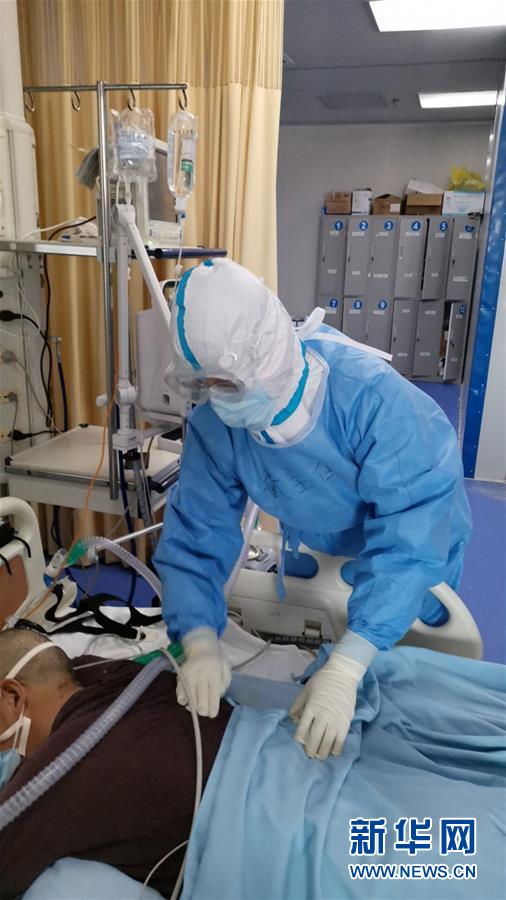 (一線抗疫群英譜·圖文互動(dòng))(2)“從高原奔赴平原,我們傾囊相助”——青海援湖北醫(yī)療隊(duì)女醫(yī)生戴春的故事