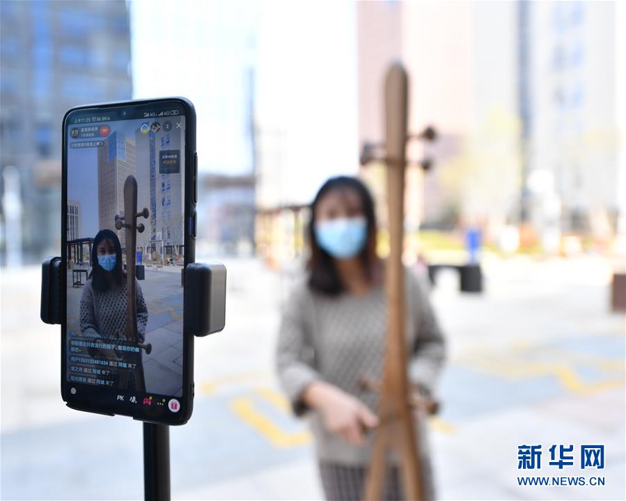 （聚焦復(fù)工復(fù)產(chǎn)&middot;圖文互動(dòng)）（5）記者手記：戰(zhàn)&ldquo;疫&rdquo;中增長，這些企業(yè)做對(duì)了什么？