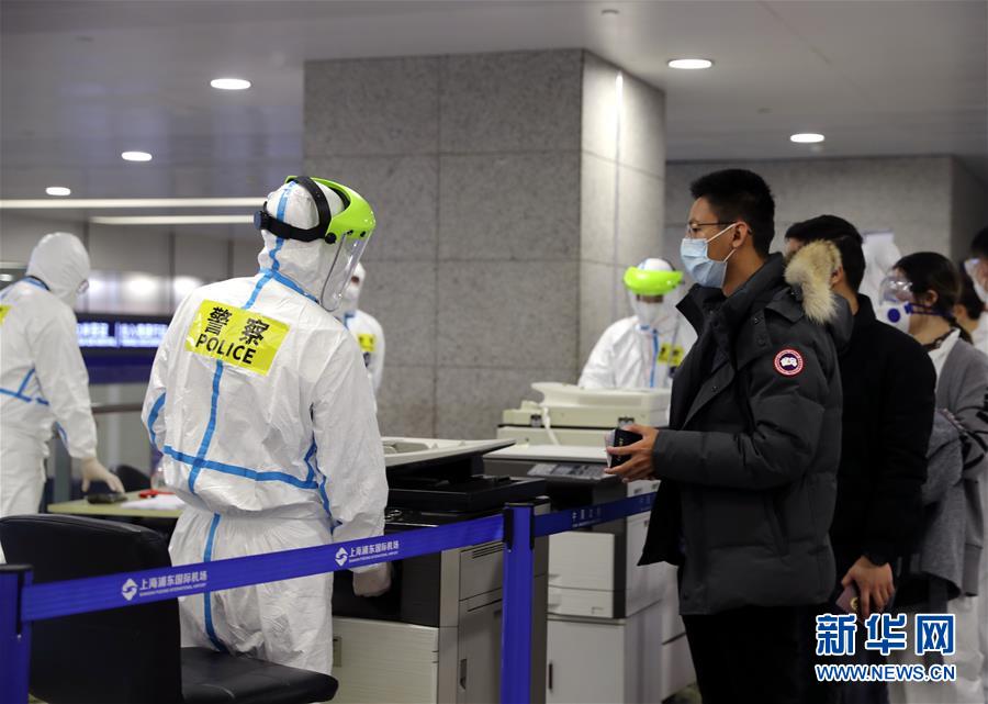 （聚焦疫情防控&middot;圖文互動）（3）用青春筑牢防疫&ldquo;長城&rdquo;&mdash;&mdash;上海青年突擊隊嚴守浦東國際機場第一線