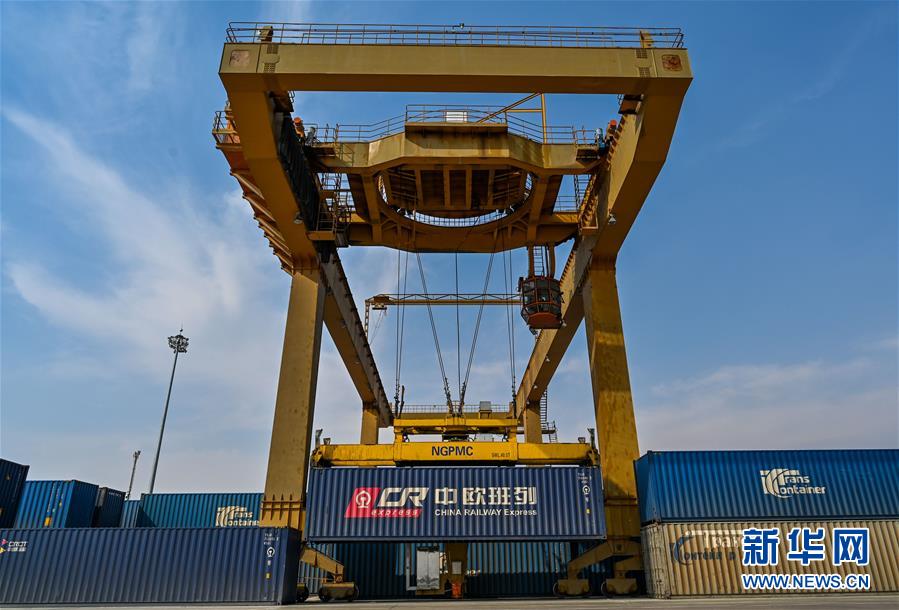 (新華全媒頭條·圖文互動)(14)邊城戰“疫”——綏芬河、滿洲里境外輸入疫情防控紀實