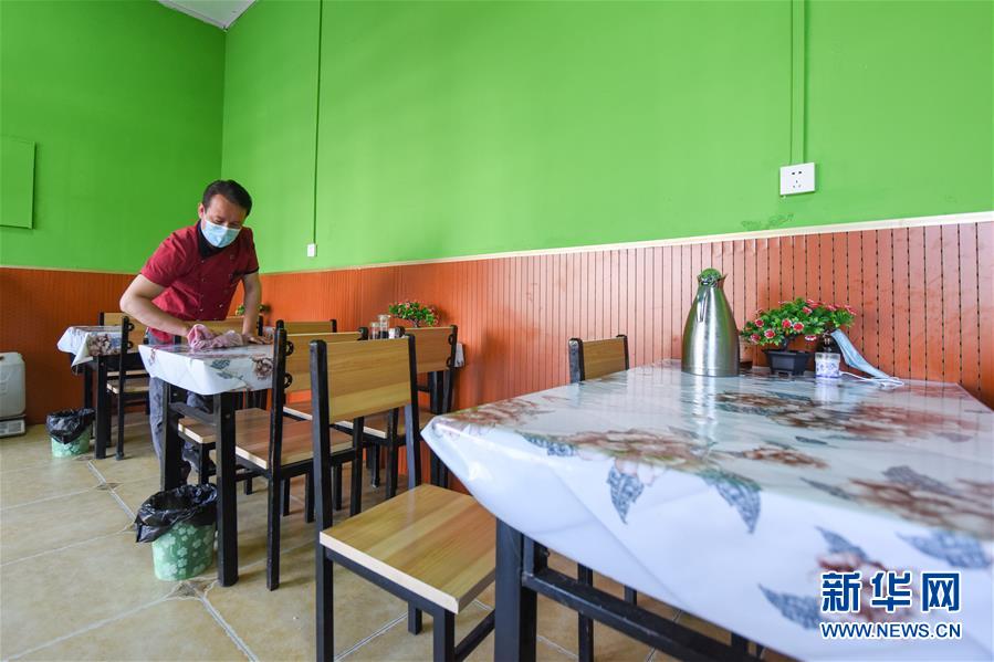 （決戰(zhàn)決勝脫貧攻堅(jiān)&middot;圖文互動(dòng)）（3）阿布都艾尼北上務(wù)工&ldquo;三級(jí)跳&rdquo;