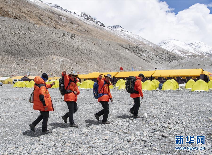 (圖文互動)(4)世界之巔“測”忠誠——2020珠峰高程測量作業(yè)一瞥