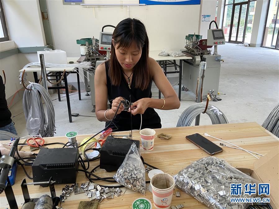 (新華全媒頭條·聚焦“三區(qū)三州”脫貧攻堅(jiān)·圖文互動)(1)向深度貧困“堡壘”發(fā)起最后總攻——寫在“三區(qū)三州”脫貧攻堅(jiān)關(guān)鍵時點(diǎn)