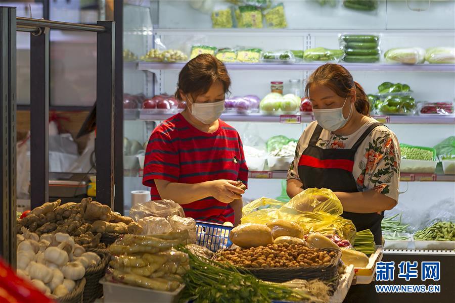 (圖文互動(dòng))(3)告別臟亂,留住溫情——上海鬧市小菜場見聞