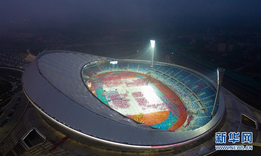 (走向我們的小康生活·圖文互動(dòng))(5)從“民生之盼”到“民生之變”——海南瞄準(zhǔn)“痛點(diǎn)”發(fā)力建設(shè)幸福家園