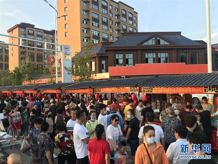 (決戰(zhàn)決勝脫貧攻堅·圖文互動)(2)扶貧夜市讓小城“煙火氣”升騰“致富味”