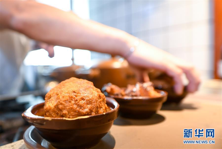 (在習(xí)近平新時代中國特色社會主義思想指引下——新時代新作為新篇章·習(xí)近平總書記關(guān)切事·圖文互動)(7)珍惜盤中餐,狠剎浪費(fèi)風(fēng)——各地積極行動堅(jiān)決制止餐飲浪費(fèi)