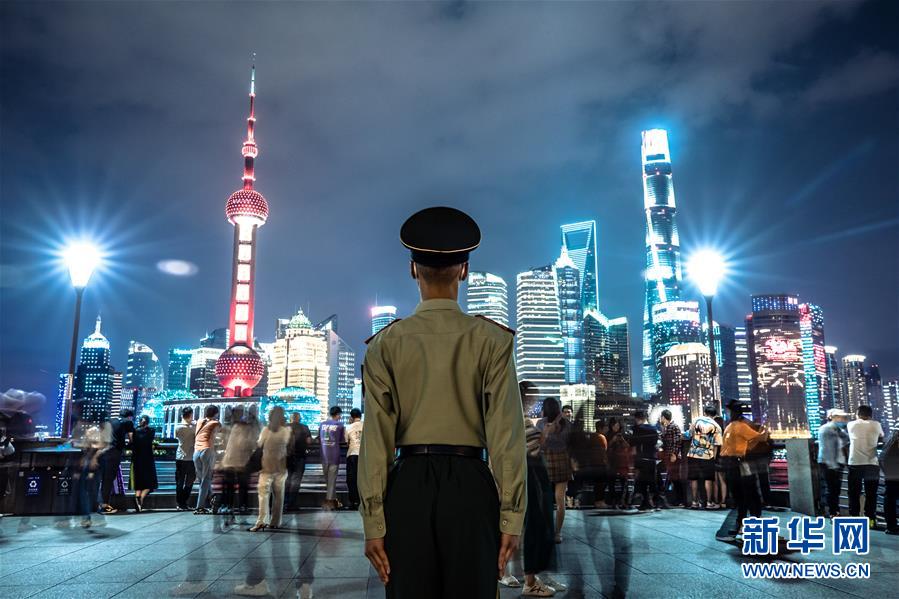 (圖文互動)(6)武警官兵“雙節”堅守戰位保平安