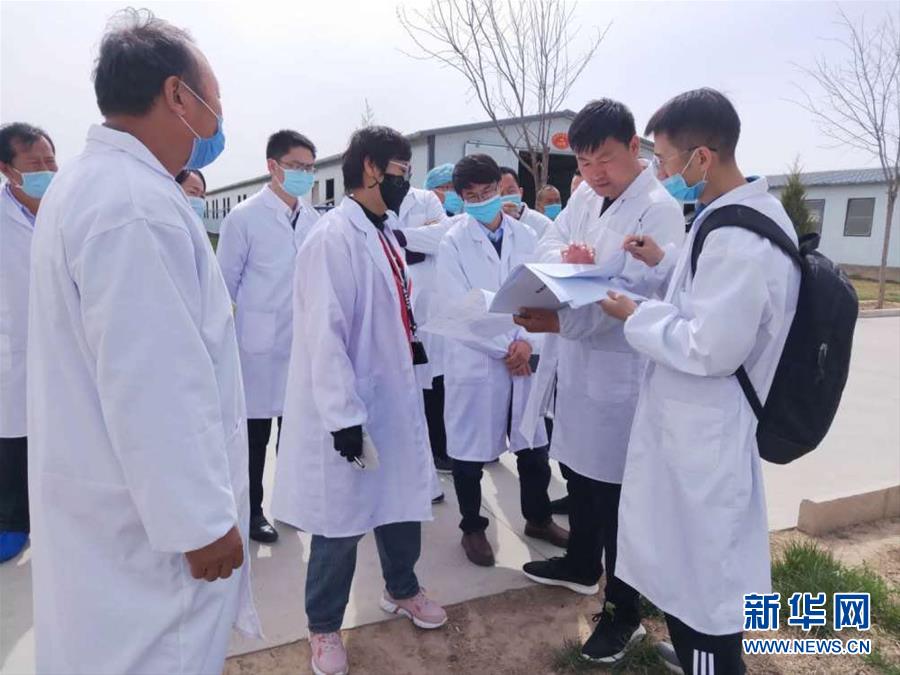 (青春的夢想 青春的奮斗·圖文互動(dòng))(5)年輕,就要無悔擔(dān)當(dāng)——青春在奉獻(xiàn)中閃光