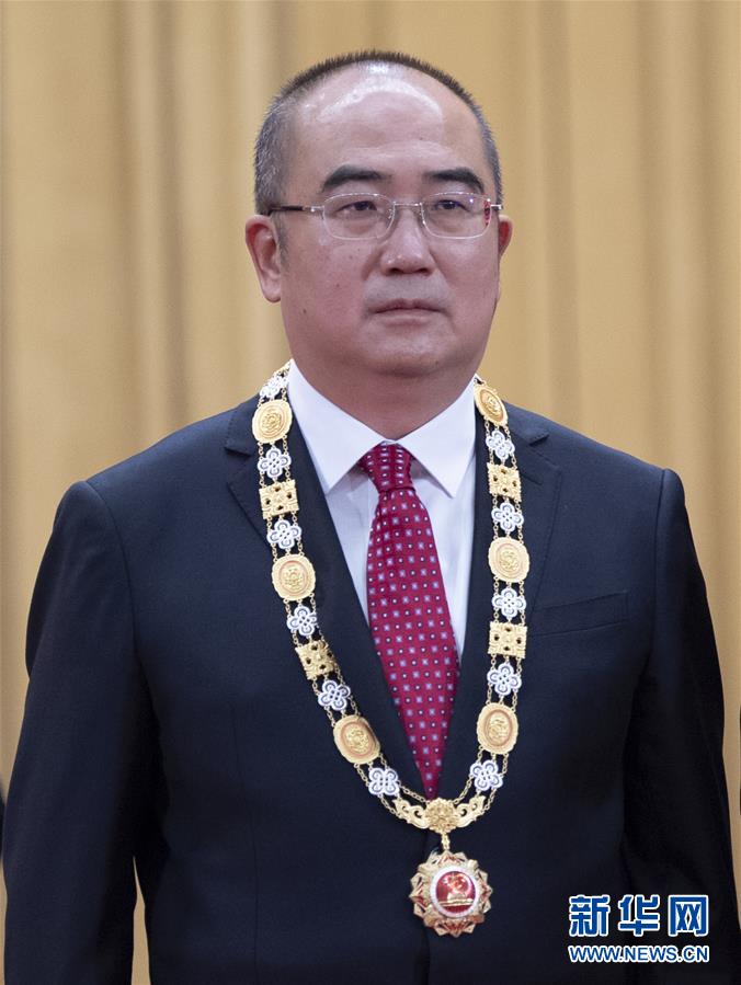 （抗疫先進(jìn)事跡&middot;圖文互動(dòng)）（1）張定宇：疫情&ldquo;暴風(fēng)眼&rdquo;里，&ldquo;漸凍&rdquo;之軀與時(shí)間賽跑