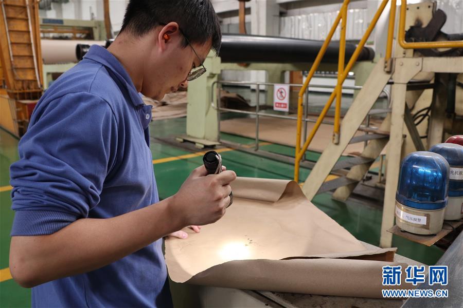 (全面建成小康社會“百城千縣萬村調研行”·圖文互動)(3)產業強起來 精神富起來——廣東潢涌“落后地”變“明星村”的小康之路