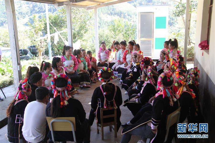 （五中全會(huì)精神在基層&middot;圖文互動(dòng)）（5）天津、福建、廣東、云南等地創(chuàng)新形式讓黨的十九屆五中全會(huì)精神&ldquo;飛入尋常百姓家&rdquo;