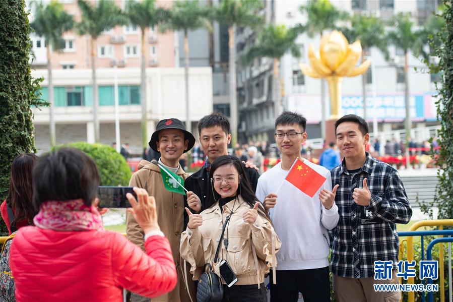 （澳門回歸20周年&middot;新華全媒頭條&middot;圖文互動）（6）盛世濠江恰如春&mdash;&mdash;習近平主席視察澳門特別行政區紀實