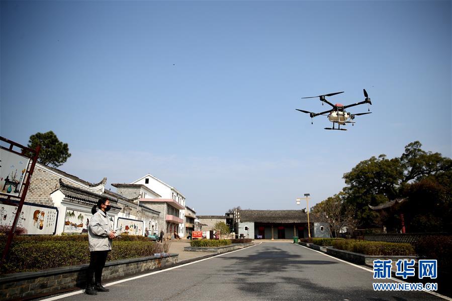 (在習(xí)近平新時(shí)代中國特色社會主義思想指引下——新時(shí)代新作為新篇章·習(xí)近平總書記關(guān)切事·圖文互動)(6)科學(xué)的“硬核力量”——來自抗疫一線的報(bào)告