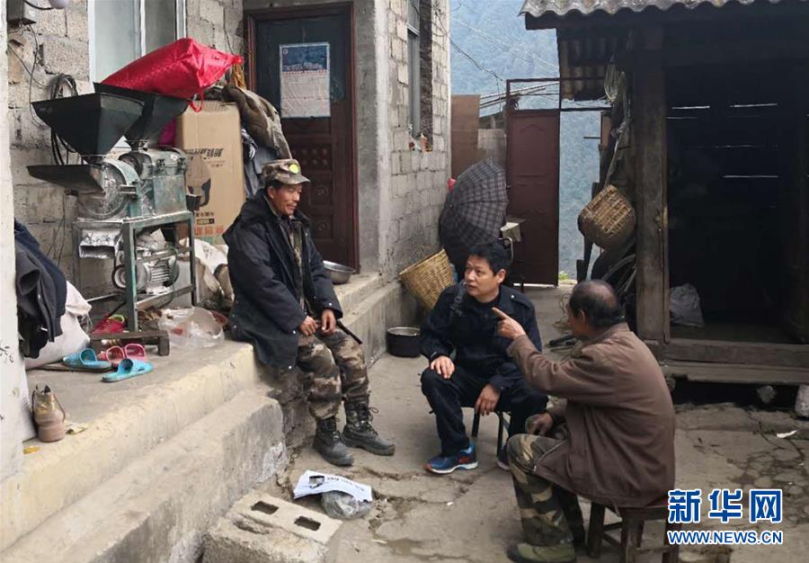 (在習近平新時代中國特色社會主義思想指引下——新時代新作為新篇章·習近平總書記關切事·圖文互動)(5)啃下最后的硬骨頭——脫貧攻堅掛牌督戰進行時