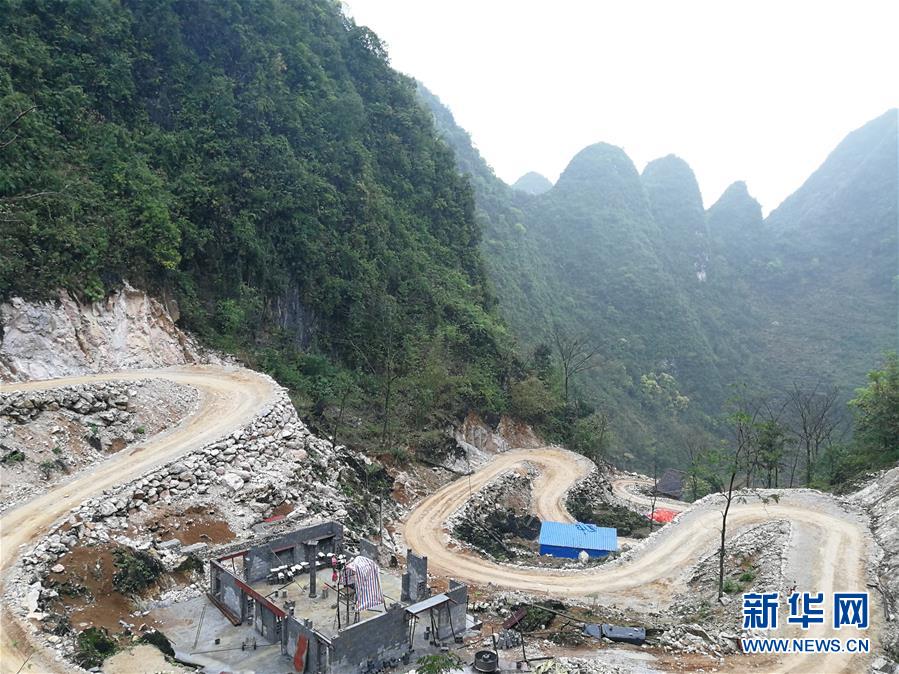 (在習近平新時代中國特色社會主義思想指引下——新時代新作為新篇章·習近平總書記關切事·圖文互動)(7)啃下最后的硬骨頭——脫貧攻堅掛牌督戰進行時