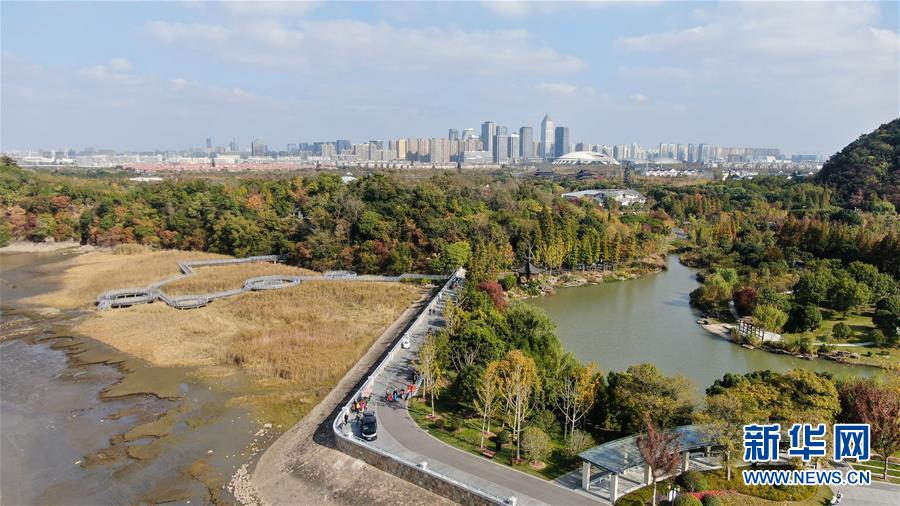 (圖文互動(dòng))(2)這篇大文章,越寫(xiě)越精彩——習(xí)近平總書(shū)記江蘇考察激勵(lì)各地堅(jiān)定走可持續(xù)發(fā)展之路