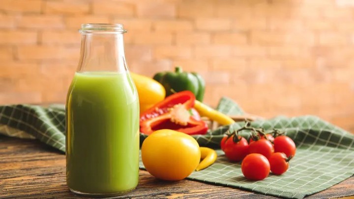 榨蔬菜汁喝，比吃蔬菜更健康更方便？