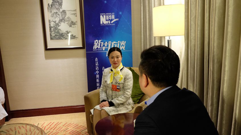 全國人大代表何敏：扶貧要&ldquo;引進(jìn)來&rdquo;和&ldquo;走出去&rdquo;并舉