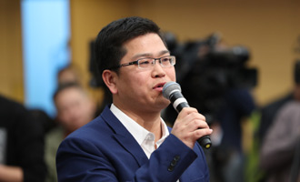 河南報業記者提問