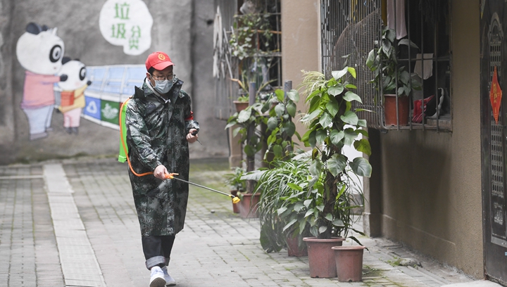 辛識(shí)平：致敬！按下&ldquo;快進(jìn)鍵&rdquo;的平凡英雄