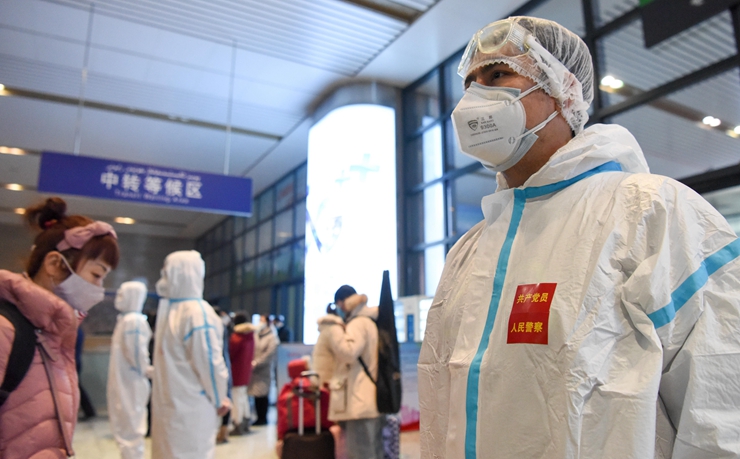 新華社評論員：領(lǐng)導(dǎo)干部必須增強(qiáng)&ldquo;四心&rdquo;