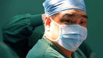 追夢中國人｜胸外科&ldquo;拼命三郎&rdquo;的醫者緣