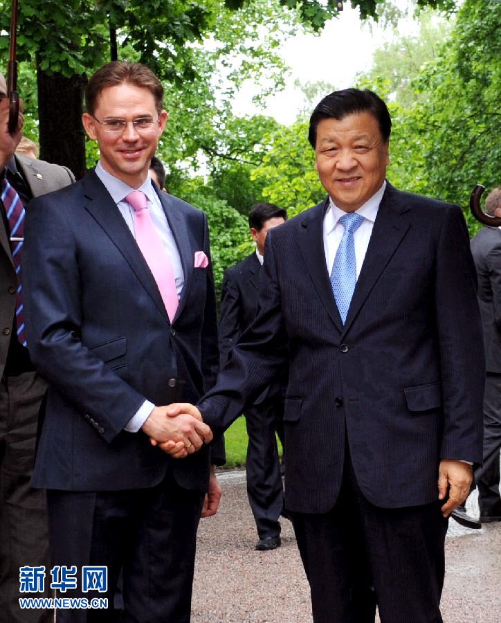 6月12日，中共中央政治局常委、中央書記處書記劉云山在赫爾辛基會見芬蘭總理卡泰寧。 新華社記者饒愛民攝