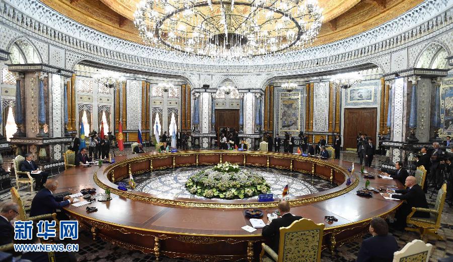 9月12日，上海合作組織成員國元首理事會第十四次會議在塔吉克斯坦首都杜尚別舉行。國家主席習近平出席會議并發(fā)表重要講話。新華社記者馬占成攝 