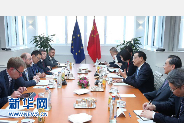 當地時間6月29日上午，國務院總理李克強在布魯塞爾會見歐洲議會議長舒爾茨。 新華社記者 龐興雷 攝