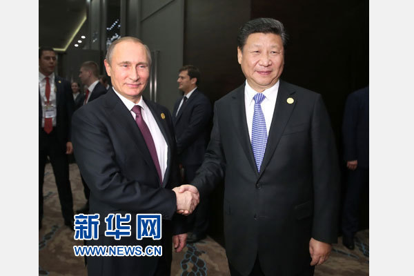 11月15日，國家主席習近平在土耳其安塔利亞會見俄羅斯總統普京。 新華社記者馬占成攝