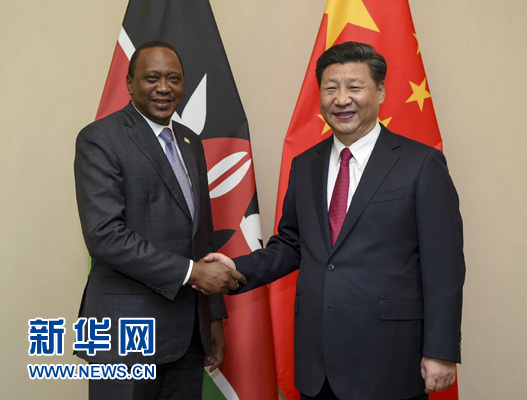 12月3日,國家主席習近平在約翰內斯堡會見肯尼亞總統肯雅塔。新華社記者 謝環馳 攝 12月3日,國家主席習近平在約翰內斯堡會見肯尼亞總統肯雅塔。新華社記者 謝環馳 攝