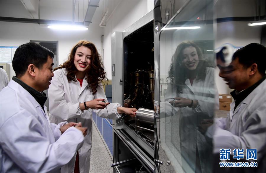 （新華全媒頭條&middot;上合青島峰會&middot;圖文互動）（12）遠航，揚起&ldquo;上海精神&rdquo;的時代風(fēng)帆&mdash;&mdash;寫在上海合作組織成員國元首理事會第十八次會議即將召開之際