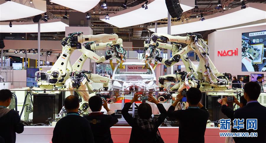 （新華全媒頭條&middot;聚焦進(jìn)口博覽會(huì)&middot;圖文互動(dòng)）（2）匯聚世界經(jīng)濟(jì)前行的浩蕩潮流&mdash;&mdash;從首屆中國國際進(jìn)口博覽會(huì)看全球合作發(fā)展新趨勢