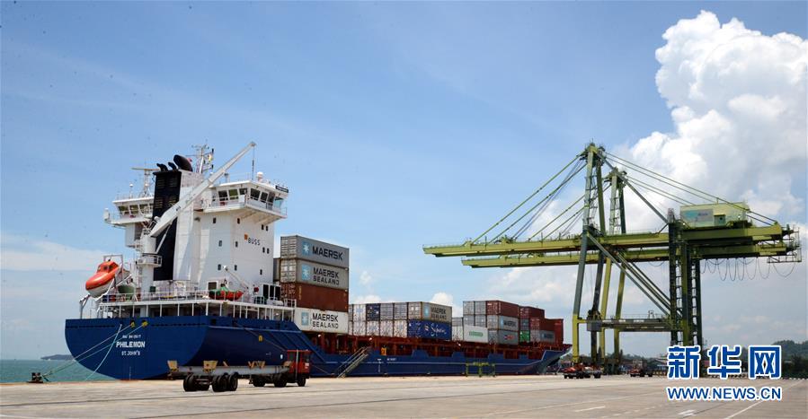 (新華全媒頭條·圖文互動)(6)特稿:深化周邊友好 共促亞太繁榮——寫在習近平主席出席亞太經(jīng)合組織第二十六次領(lǐng)導(dǎo)人非正式會議,對巴布亞新幾內(nèi)亞、文萊和菲律賓進行國事訪問并在巴新同建交太平洋島國領(lǐng)導(dǎo)人會晤之際