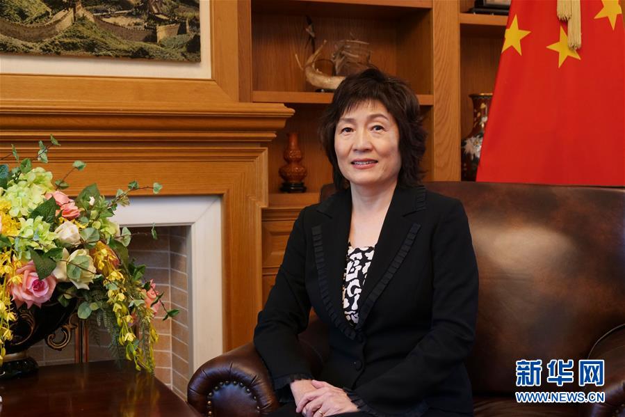 （習近平出訪配合稿&middot;圖文互動）專訪：中希關系已成為不同國家間和平相處、合作共贏的典范&mdash;&mdash;訪中國駐希臘大使章啟月