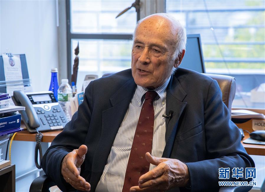 （新華全媒頭條&middot;圖文互動(dòng)）（1）特稿：以&ldquo;小球&rdquo;智慧 行大國之交&mdash;&mdash;哈佛&ldquo;中國通&rdquo;談中美關(guān)系