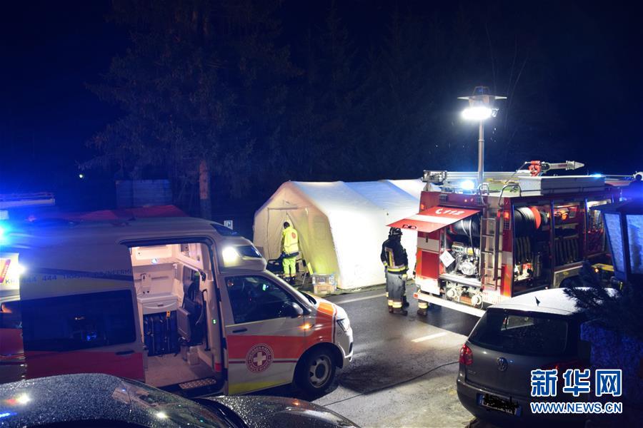 （國際）（1）意大利北部發生交通事故致6名德國游客死亡