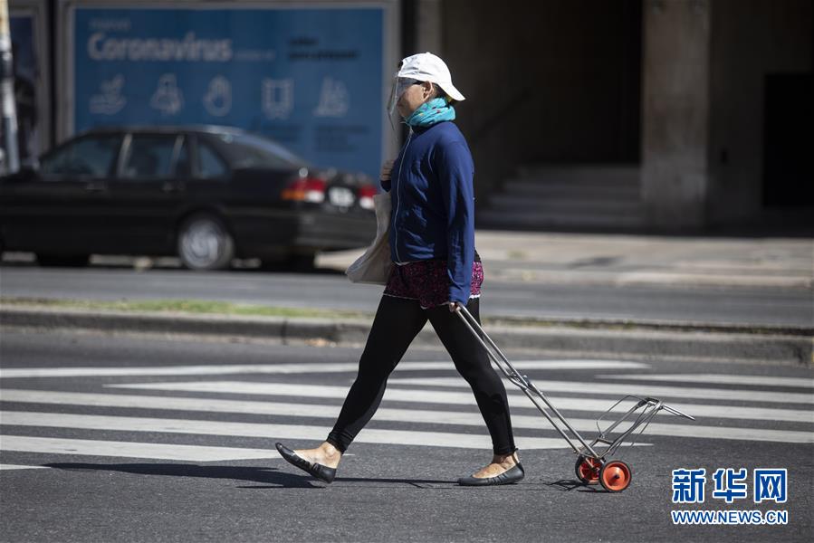 (國(guó)際疫情·圖文互動(dòng))(4)阿根廷防疫措施嚴(yán)格 民眾支持聲中有擔(dān)憂