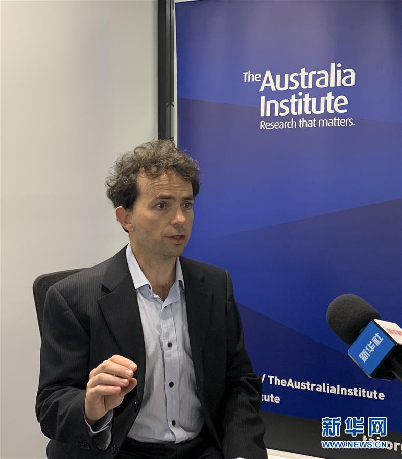 （國際疫情&middot;圖文互動）專訪：污蔑中國不利于應對疫情 各國應合作提升&ldquo;數字素養&rdquo;&mdash;&mdash;訪揭露新冠謠言的澳大利亞研究人員羅德&middot;坎貝爾