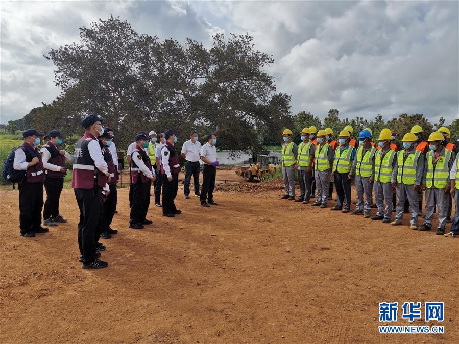 (國際疫情)(4)中國抗疫醫療專家組完成支援南蘇丹抗疫工作