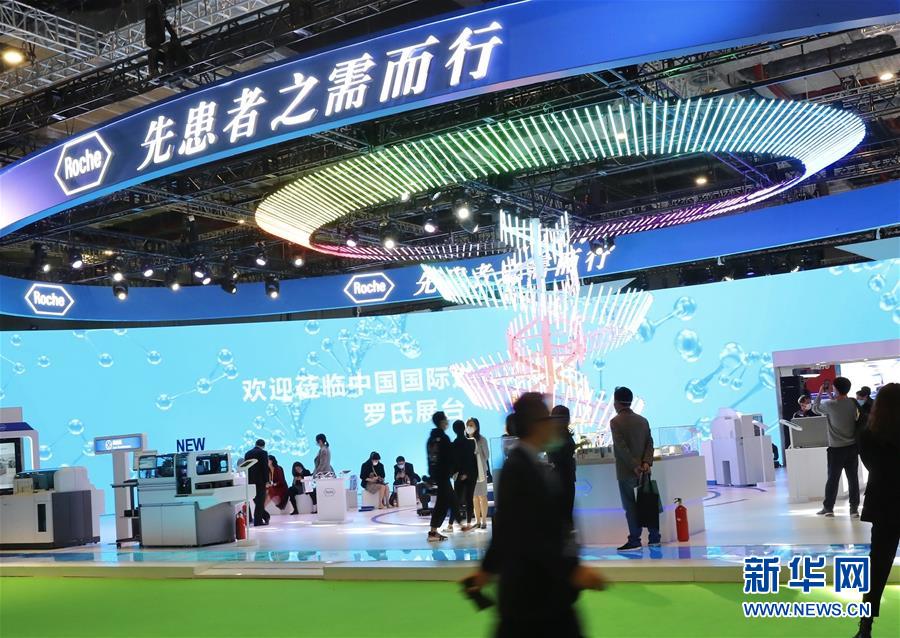 （第三屆進(jìn)博會(huì)&middot;圖文互動(dòng)）（9）新疫苗、新療法，進(jìn)博會(huì)最&ldquo;火爆&rdquo;展區(qū)見聞