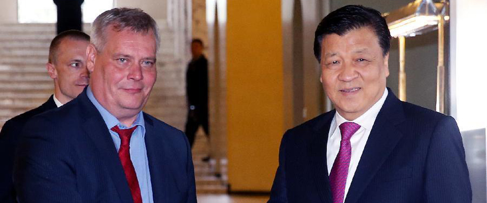 劉云山會見芬蘭社民黨主席、財政部長林內