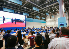 回放:習近平會見中外記者