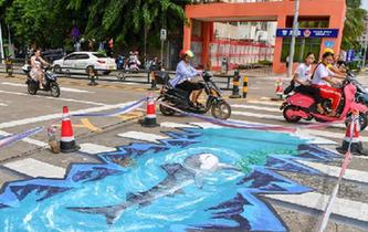 &ldquo;海洋世界&rdquo;3D立體斑馬線亮相?？? />  
<div>“海洋世界”3D立體斑馬線亮相?？?/div>
</a> 
</div>
<div   id=